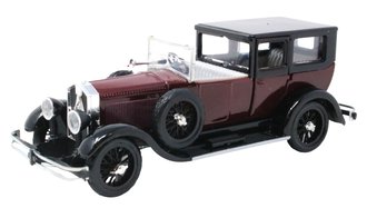 1:43 1926 Isotta Fraschini 8 A (Red/Black) 1:43 1926 Isotta Fraschini 8 A (Red/Black)