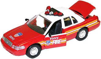 FDNY Ford Fire Chief Car & Hydrant Set FDNY Ford Fire Chief Car & Hydrant Set