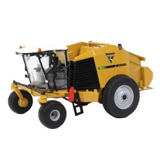 1:64 Vermeer ZR-5 Self Propelled Round Baler w/Bale