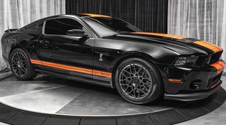 1:64 2013 Ford Mustang Shelby GT500 (Black w/Orange Stripes)