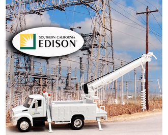 1:43 International Auger Truck "Edison - Southern California"