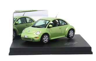 1:43 1999 VW Beetle 2.0 (Green Metallic)