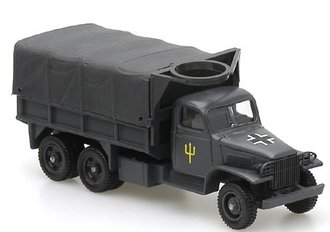GMC 6X6 w/Gun (German Captured) GMC 6X6 w/Gun (German Captured)