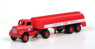 White 9000 Day Cab w/Vintage Tank Trailer "Esso" White 9000 Day Cab w/Vintage Tank Trailer "Esso"