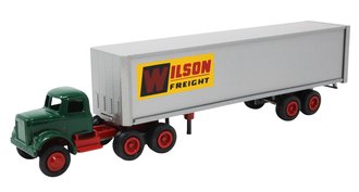 White 9000 Day Cab Double-Axle w/Van Trailer "Wilson Freight" White 9000 Day Cab Double-Axle w/Van Trailer "Wilson Freight"