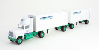 Ford 9000 Day Cab w/Double Pup Trailers (2) "CSE - Con-Way Southern Express"