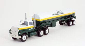 Ford 9000 Day Cab w/Cylindrical Tanker Trailer "Air Products"
