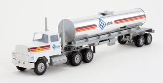 Ford 9000 Day Cab w/Cylindrical Tanker Trailer "ADM Trucking" Ford 9000 Day Cab w/Cylindrical Tanker Trailer "ADM Trucking"