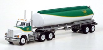 Freightliner FLD 120 Day Cab w/Elliptical Tanker "BP" Freightliner FLD 120 Day Cab w/Elliptical Tanker "BP"
