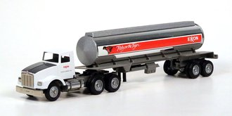 Kenworth T800 Day Cab w/Cylindrical Tanker Trailer "Exxon - Rely on thr Tiger" Kenworth T800 Day Cab w/Cylindrical Tanker Trailer "Exxon - Rely on thr Tiger"