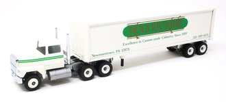Ford 9000 Day Cab w/Van Trailer "Kountry Kraft"