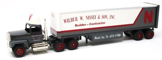 Ford 9000 Day Cab w/Van Trailer (Tool Boxes) "Nissly & Son Builders" (Gray/White)
