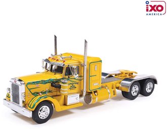1:64 1952 Peterbilt 350 Tractor (Yellow w/Green Flames) ***Cracked Case*** 1:64 1952 Peterbilt 350 Tractor (Yellow w/Green Flames) ***Cracked Case***