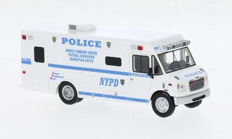 1:87 2013 Freightliner MT-55 "NYPD" ***Cracked Case***