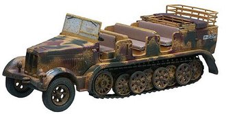 1:50 German Sd.Kfz 7 Hanomag "Hohenstaufen" *** Missing Packaging Screws ***