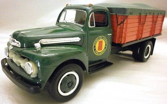 1:34 1951 Ford Grain Box "Vermilion Co. Farm Bur." ***No Box, Mirrors Have Been Installed***