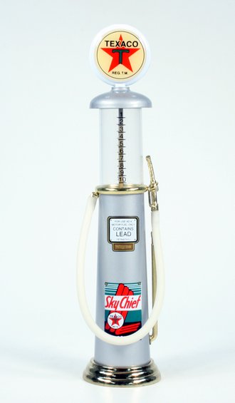 1:10 1930's Wayne Gas Pump "Texaco Sky Chief Gasoline" (Silver) (8" Tall) *** No Original Box ***