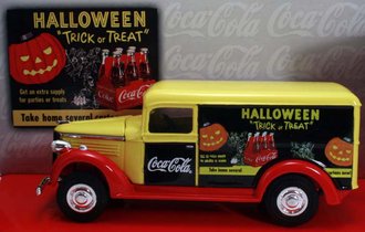 Coca-Cola 1937 GMC Van "Halloween"