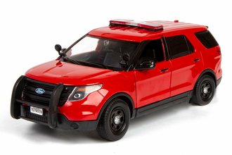 1:24 2015 Ford PI Utility Fire Marshal (Red - Undecorated) *** Bad Box ***