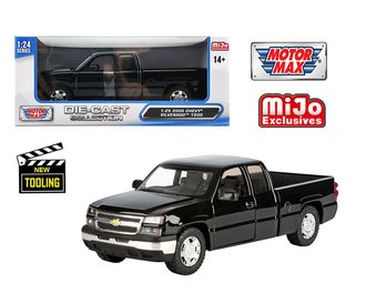 1:25 2006 Chevrolet Silverado 1500 (Black) ***Bad Box***