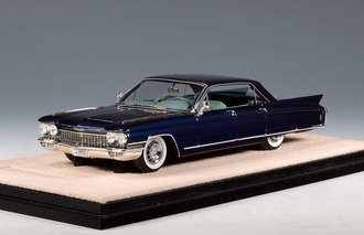 1:43 1960 Cadillac Eldorado Brougham Pininfarina (Dark Blue) ***Broken Rear Fins*** 1:43 1960 Cadillac Eldorado Brougham Pininfarina (Dark Blue) ***Broken Rear Fins***