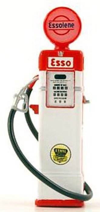 1937 Bowser 37 Gas Pump "Esso" 1937 Bowser 37 Gas Pump "Esso"