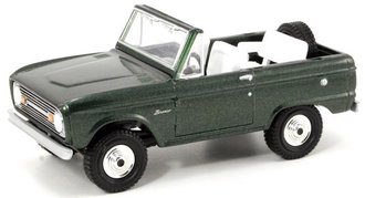 1966 Ford Bronco (Green/White) 1966 Ford Bronco (Green/White)