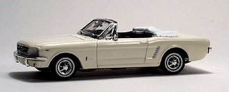 1964½ Mustang Convertible (Off-White)