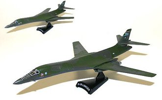 B-1B Lancer "American Flyer" (Camouflage) (8") B-1B Lancer "American Flyer" (Camouflage) (8")