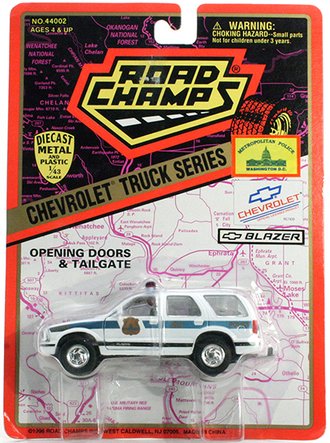 1:43 Chevy Blazer Police "Washington, DC" *** Blister Card Wear ***